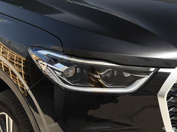 上汽大通 上汽MAXUS D90 2020款 2.0T Pro 四驱汽油版