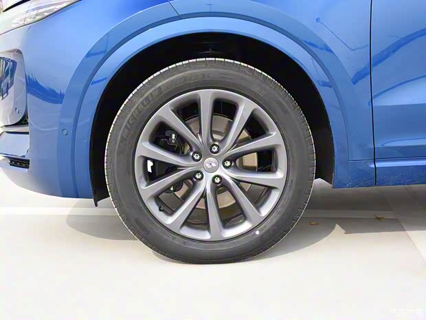 理想汽车 理想ONE 2020款 增程6座版