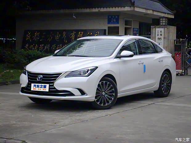 長(zhǎng)安汽車 逸動(dòng) 2018款 高能版 1.6L GDI 手動(dòng)爭(zhēng)鋒型