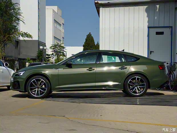 奥迪(进口) 奥迪A5 2021款 Sportback 45 TFSI quattro 臻选动感型