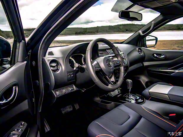 日產(進口) 納瓦拉(海外) 2018款 Dark Sky 日產(進口) 納瓦拉(海外) 2018款 Dark Sky