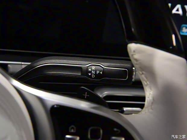 梅赛德斯-迈巴赫 迈巴赫GLS 2021款 GLS 600 4MATIC礼尚版