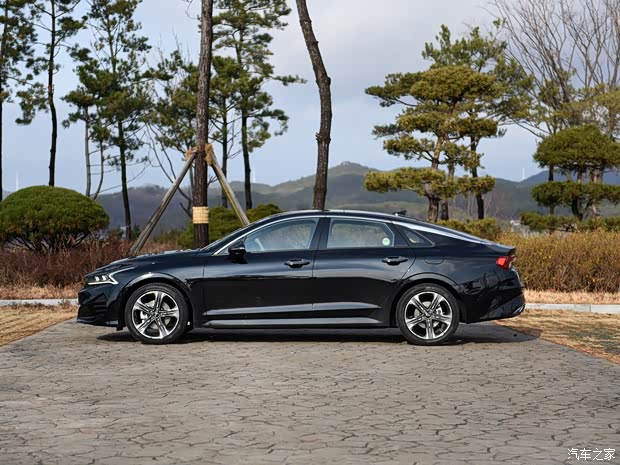 起亚(进口) 起亚K5(进口) 2020款 基本型 起亚(进口) 起亚K5(进口) 2020款 基本型