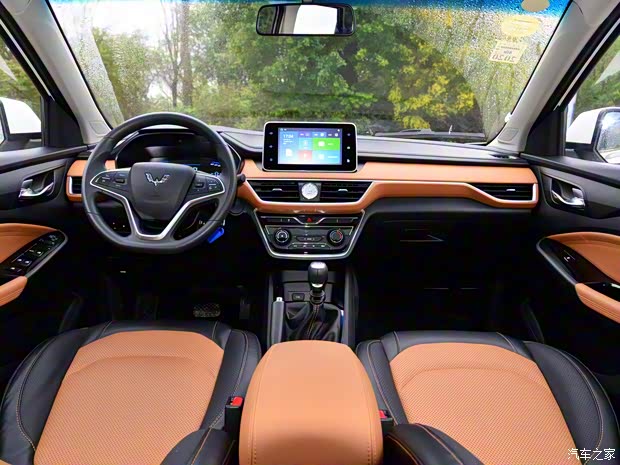 上汽通用五菱 五菱宏光S3 2019款 1.5L 手动基本型