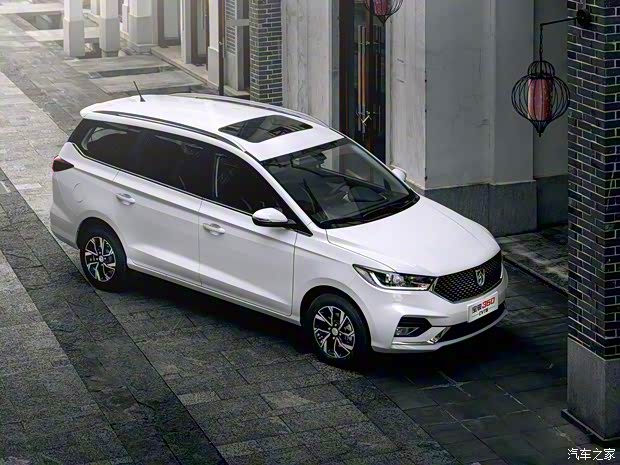 上汽通用五菱 宝骏360 2019款 1.5L CVT基本型 上汽通用五菱 宝骏360 2019款 1.5L CVT基本型