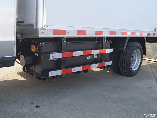 SRM鑫源新能源 鑫源T50EV 2019款 创富型厢货68.6度力神电池 SRM鑫源新能源 鑫源T50EV 2019款 创富型厢货68.6度力神电池