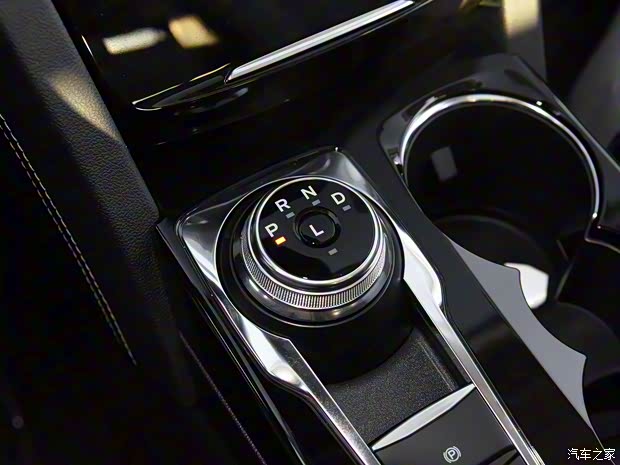 长安福特 锐际 2019款 EcoBoost 245 嘉享款 长安福特 锐际 2019款 EcoBoost 245 嘉享款