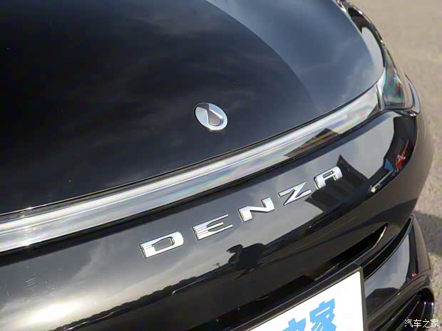 騰勢(shì)汽車 騰勢(shì)X 2020款 PHEV運(yùn)動(dòng)版