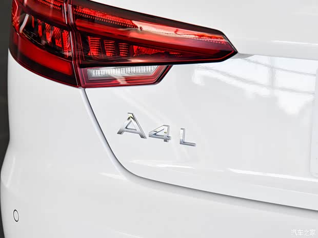 一汽-大众奥迪 奥迪A4L 2019款 45 TFSI quattro 运动型 国VI 一汽-大众奥迪 奥迪A4L 2019款 45 TFSI quattro 运动型 国VI