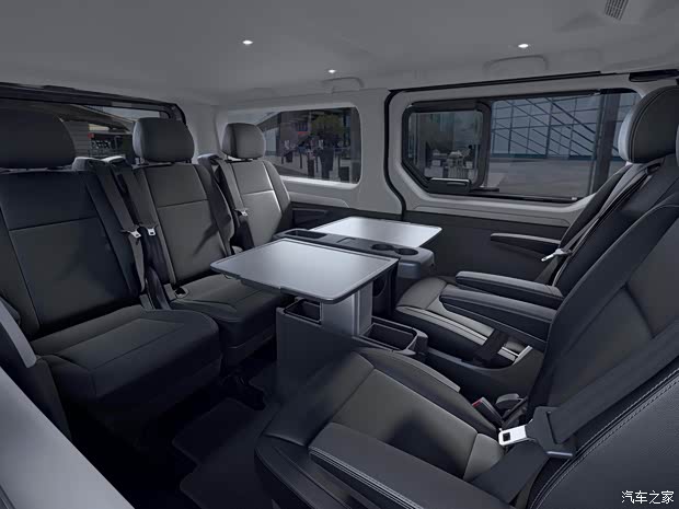 雷诺(进口) Trafic 2021款 SpaceClass