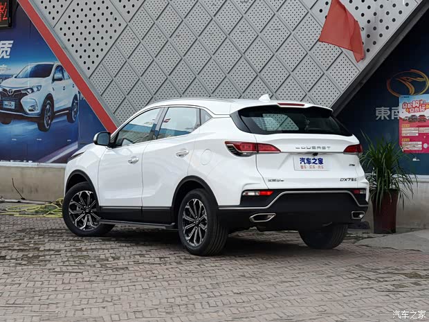 东南汽车 东南DX7 2020款 星跃 1.5T DCT豪华天窗版 东南汽车 东南DX7 2020款 星跃 1.5T DCT豪华天窗版