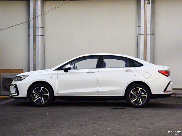 BEIJING汽車 BEIJING-EU5 2020款 基本型