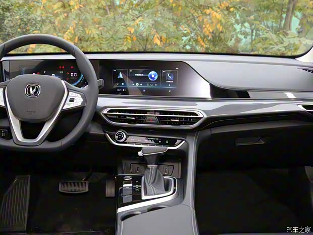 长安汽车 逸动 2020款 PLUS 百万版 1.6L GDI CVT豪华型