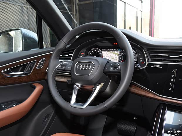奥迪(进口) 奥迪Q7 2020款 45 TFSI quattro 致享专享版