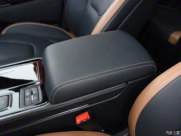 长安福特 锐界 2021款 PLUS EcoBoost 245 四驱尊锐型 7座