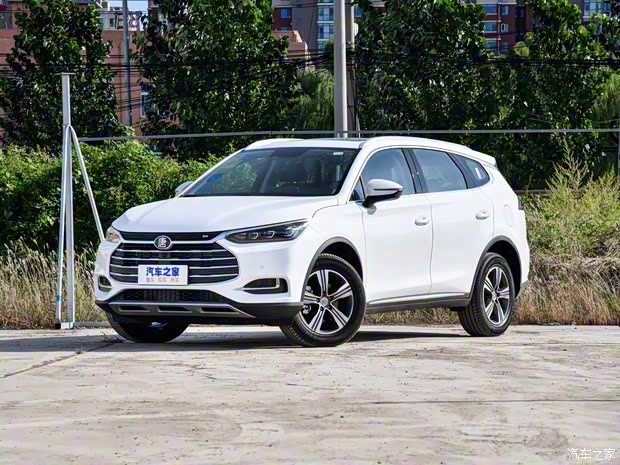 比亚迪 唐 2018款 2.0T 自动智联尊悦型 7座 国V