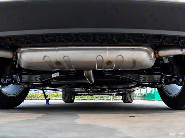 一汽-大眾 探岳 2019款 330TSI 兩驅(qū)尊貴型