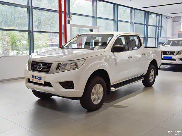 鄭州日產(chǎn) 納瓦拉 2019款 2.5L手動(dòng)四驅(qū)舒適型國(guó)VI QR25