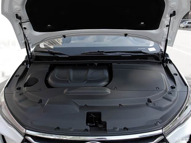 比亚迪 宋MAX 2018款 1.5T 自动智联尊享型 7座