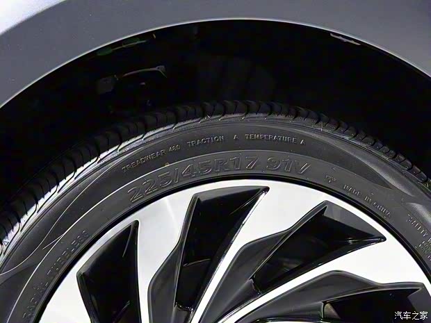 北京現(xiàn)代 菲斯塔新能源 2019款 基本型