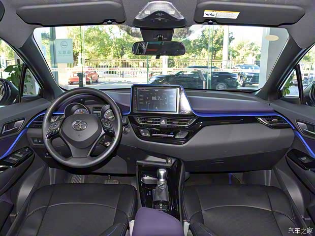 广汽丰田 丰田C-HR 2018款 2.0L 领先特别版