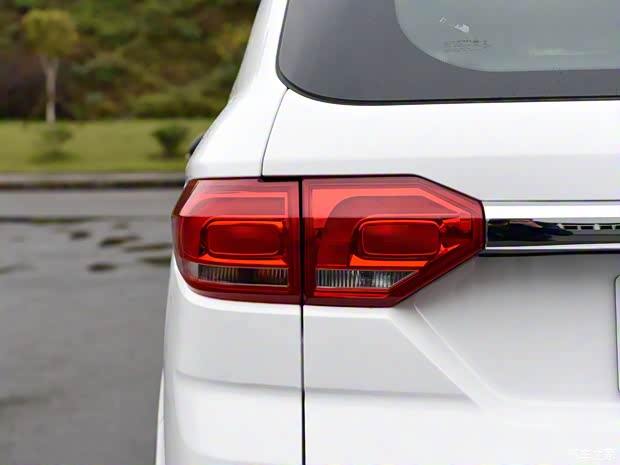 力帆汽车 迈威新能源 2018款 EV400 标准型