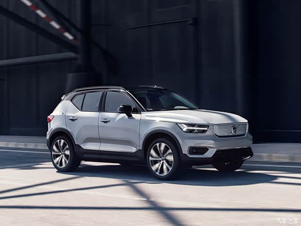 沃尔沃(进口) 沃尔沃XC40新能源(进口) 2020款 Recharge P8 AWD 沃尔沃(进口) 沃尔沃XC40新能源(进口) 2020款 Recharge P8 AWD