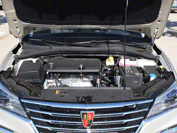 上汽集团 荣威i5 2019款 1.5L 自动4G互联朗豪版 上汽集团 荣威i5 2019款 1.5L 自动4G互联朗豪版