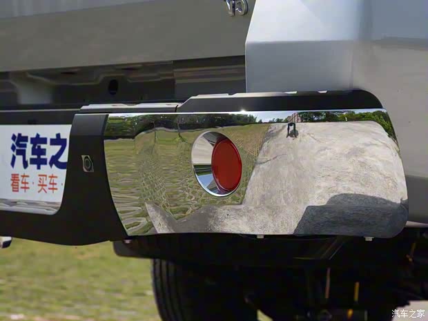 大運(yùn)汽車 大運(yùn)皮卡 2020款 2.4T汽油兩驅(qū)手動尊享型標(biāo)軸4K22D4T