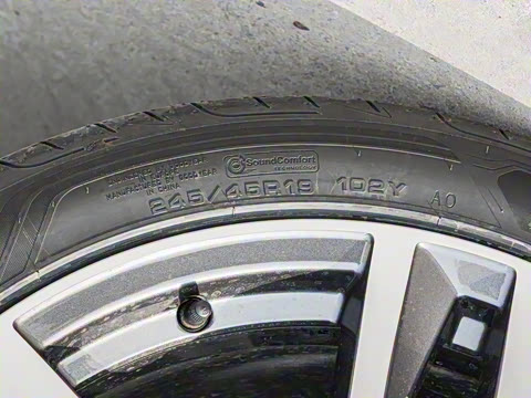 2025款 40 TFSI 豪华动感型 2025款 40 TFSI 豪华动感型