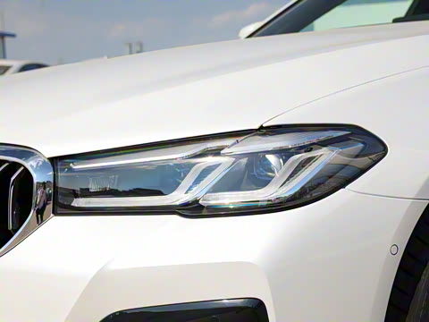 2022款 改款二 525Li M运动套装 2022款 改款二 525Li M运动套装