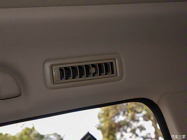 比亚迪 宋MAX新能源 2022款 DM-i 105KM 旗舰型