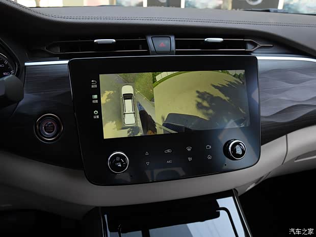 郑州日产 锐骐7 2022款 2.3T自动四驱柴油旗舰型M9T