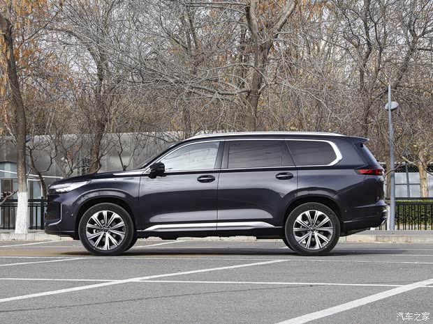 星途 星途攬月 2024款 國際版 400T 四驅(qū)星尊 6座