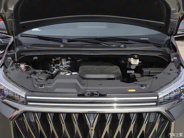 上汽大通 上汽大通MAXUS G20 2023款 改款 PLUS 2.0T 汽油自動(dòng)豪華版 上汽大通 上汽大通MAXUS G20 2023款 改款 PLUS 2.0T 汽油自動(dòng)豪華版