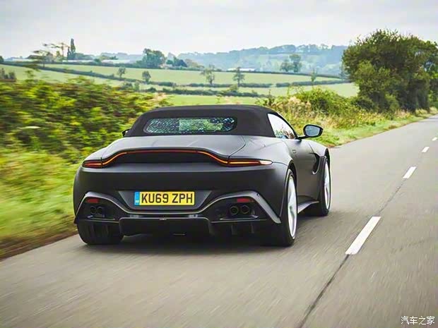 阿斯顿·马丁 V8 Vantage 2020款 4.0T V8 Roadster