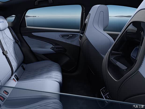 比亚迪 海豹 2022款 长续航版 比亚迪 海豹 2022款 长续航版