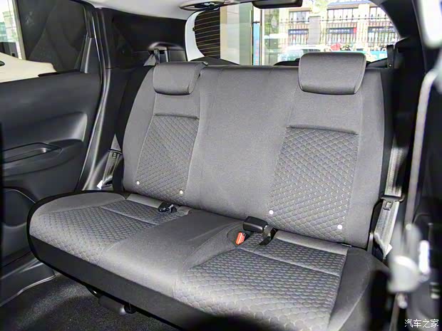 廣汽本田 飛度 2022款 1.5L CVT 無(wú)限MUGEN版