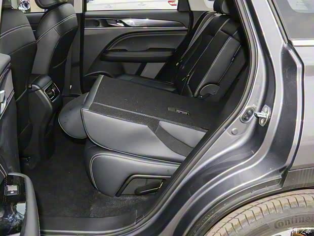 广汽乘用车 传祺GS5 2020款 1.5TGDI 自动尊享版