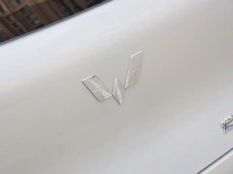 2025款 四门版 臻享+款 2025款 四门版 臻享+款