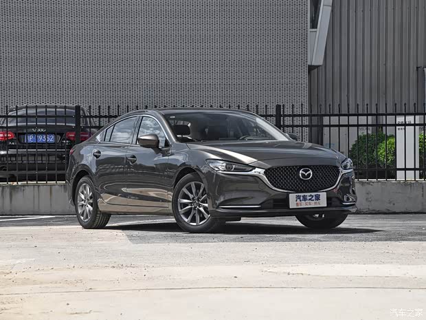 一汽马自达 阿特兹 2020款 2.0L 蓝天豪华版