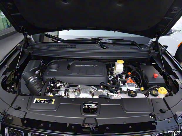 广汽菲克Jeep 指挥官新能源 2019款 插电混动版
