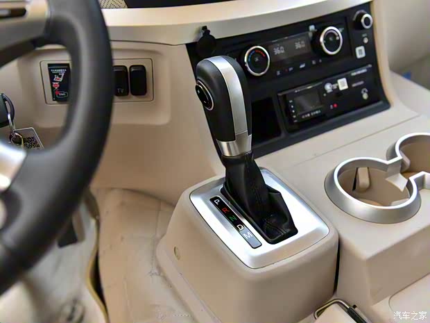 宇通客車 宇通T7 2022款 3.5T汽油定制星宇版35LGTDI