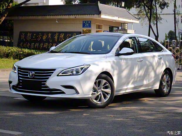 长安汽车 睿骋CC 2018款 1.5T 手动典雅型星空版