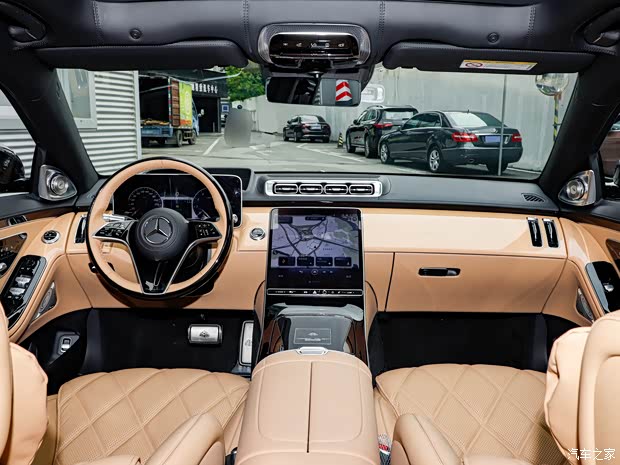 梅賽德斯-邁巴赫 邁巴赫S級 2022款 S 680 4MATIC Virgil Abloh 限量版