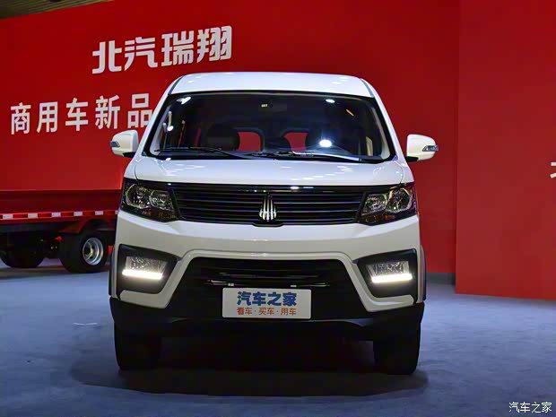 北汽瑞翔 博騰V2 2022款 1.5L客車舒適型