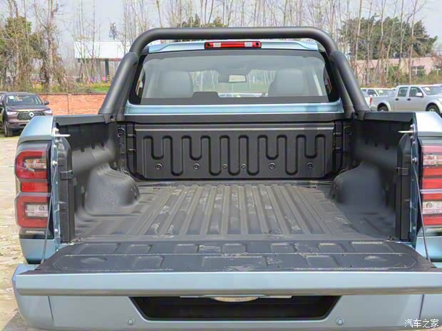 長(zhǎng)城汽車 金剛炮 2022款 2.0T手動(dòng)柴油四驅(qū)領(lǐng)航型長(zhǎng)箱GW4D20M