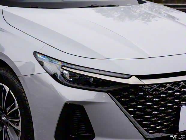 奇瑞汽车 风云A8 2024款 127长续航高配 奇瑞汽车 风云A8 2024款 127长续航高配