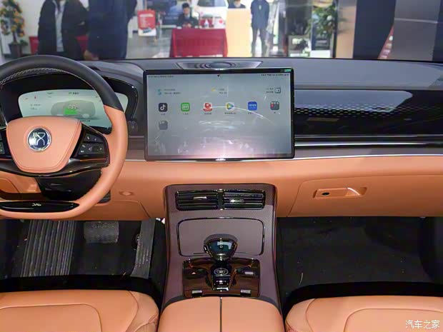 比亚迪 汉 2022款 DM-i 121KM 尊享型