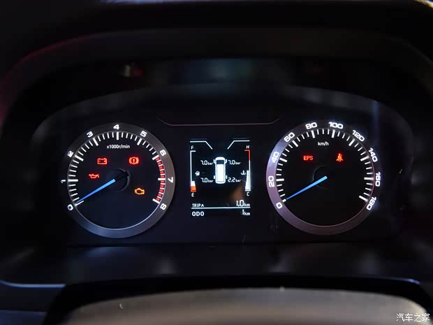 北汽瑞翔 博騰V2 2022款 1.5L客車舒適型